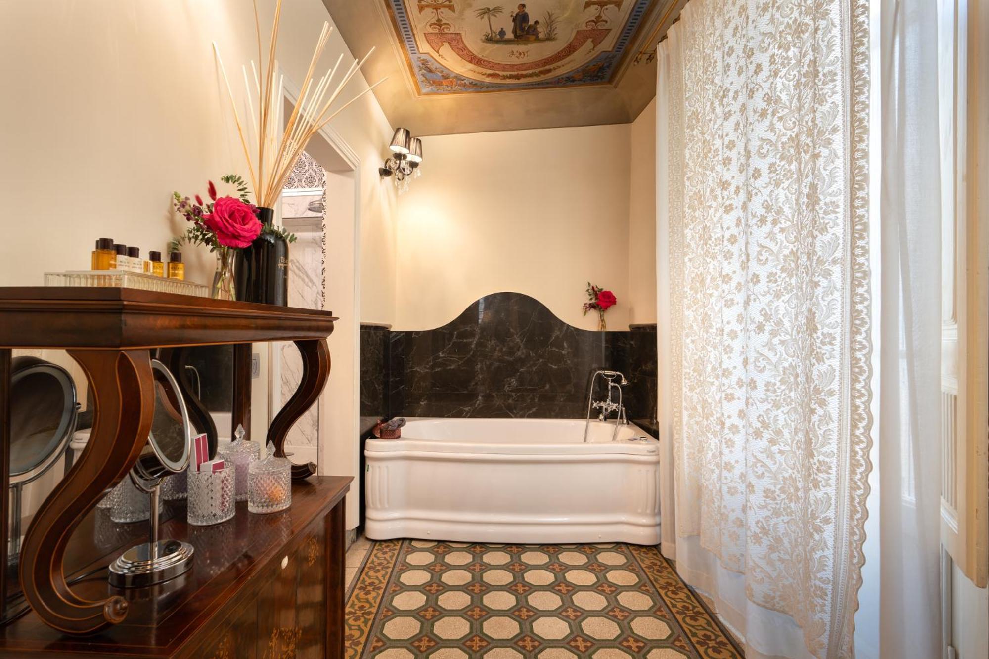 Piazza Pitti Palace - Residenza D'Epoca Флоренція Екстер'єр фото