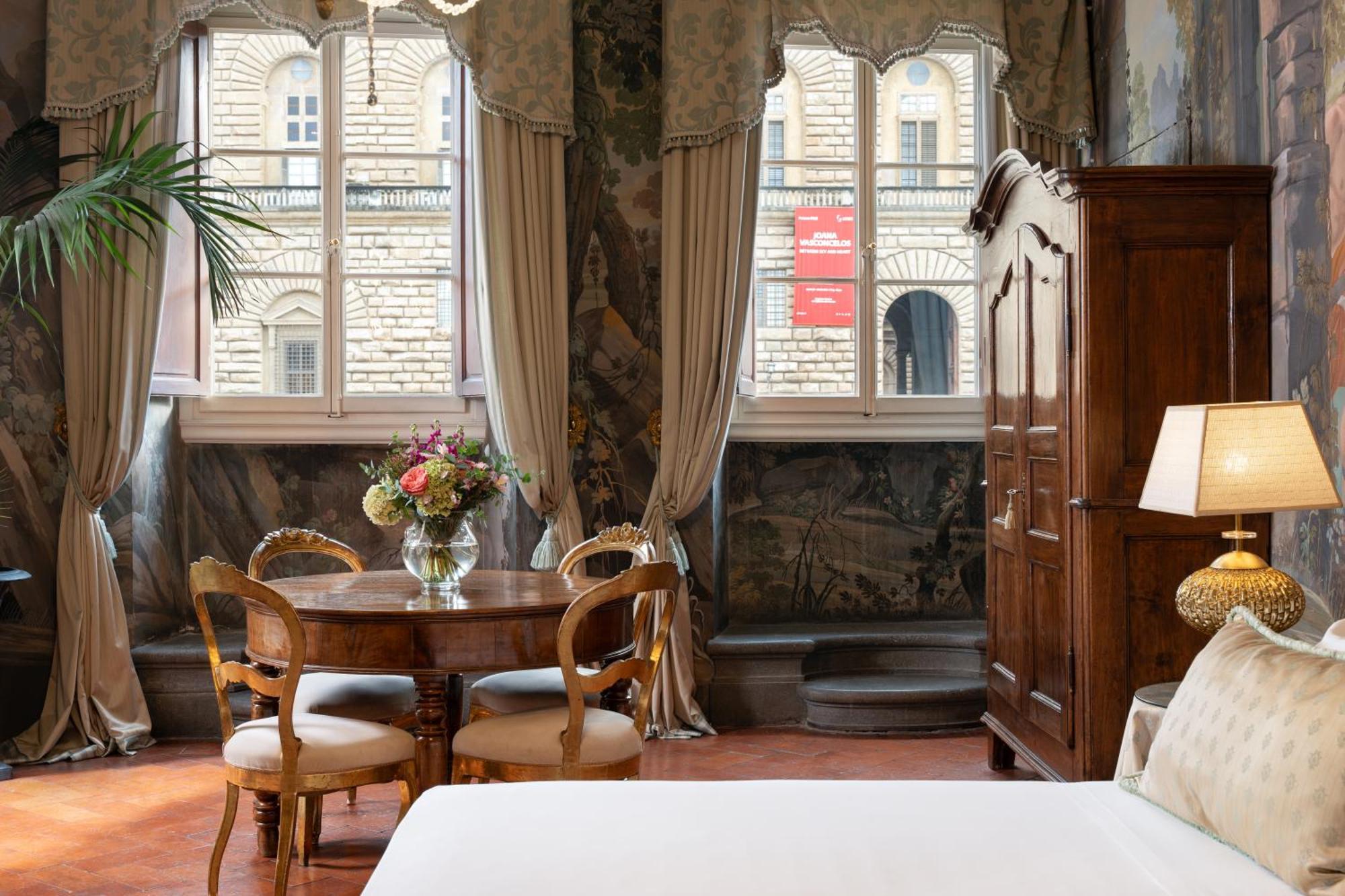 Piazza Pitti Palace - Residenza D'Epoca Флоренція Екстер'єр фото