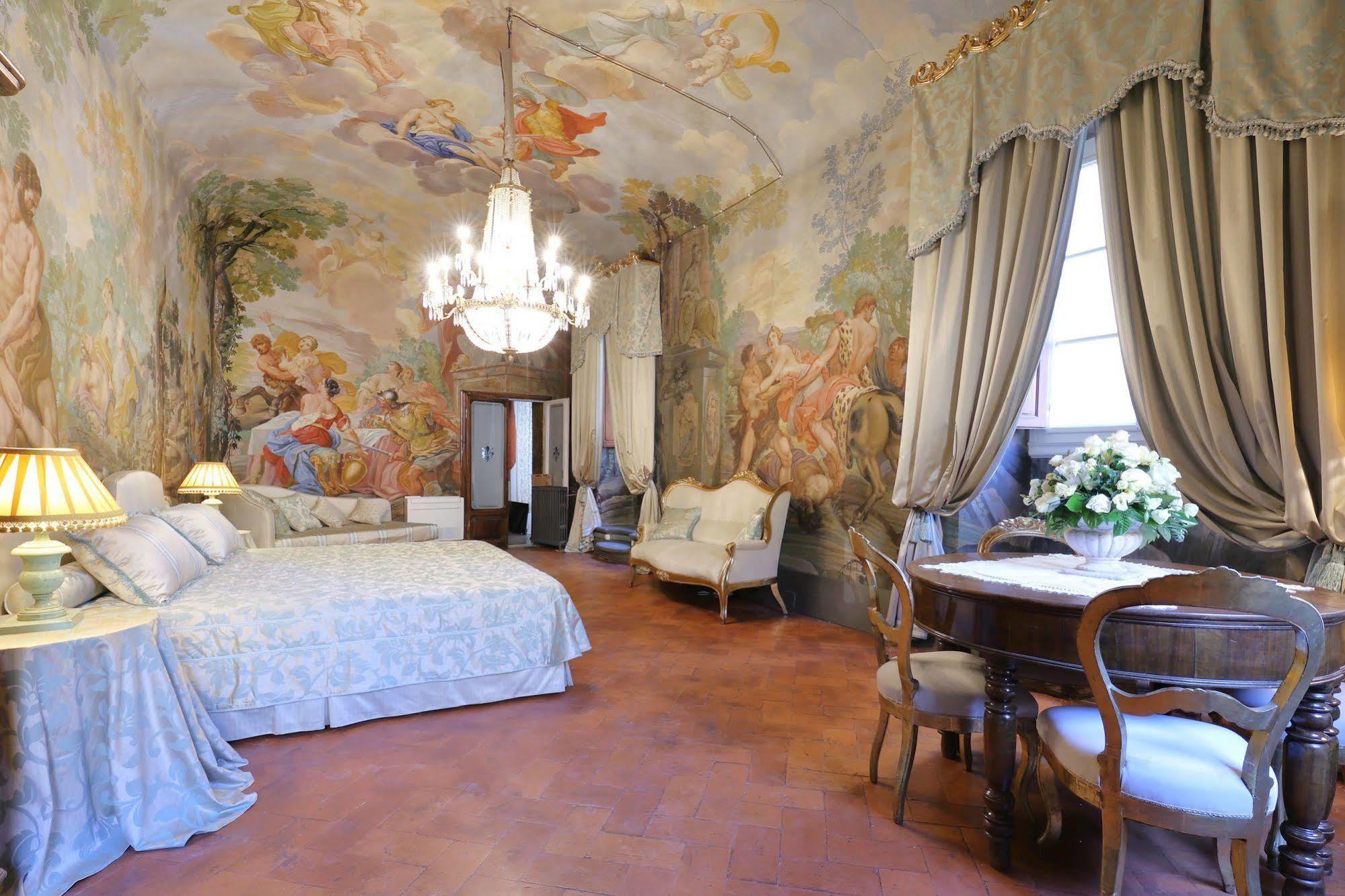 Bed and Breakfast Piazza Pitti Palace - Residenza D'Epoca Флоренція Екстер'єр фото